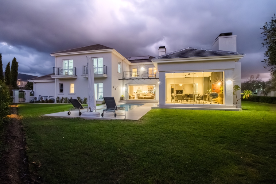 4 Bedroom Property for Sale in Val De Vie Estate Western Cape